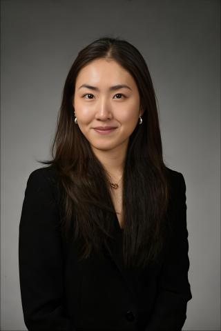 Un retrato de Yiyi Niu